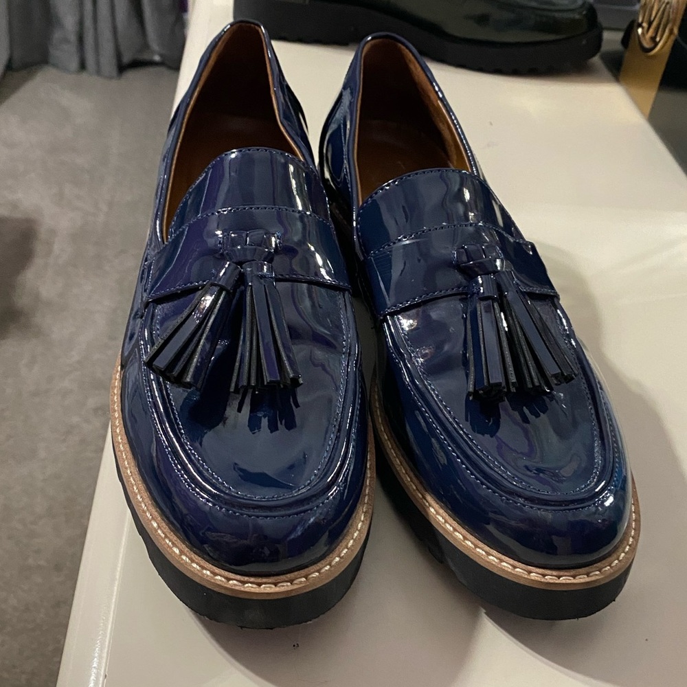 Franco Sarto Carolynn Lug Sole Loafers in Inky Navy Faux Patent. Great condition